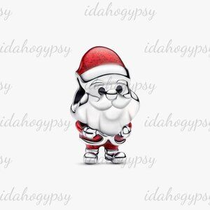 Pandora Playful Santa Charm